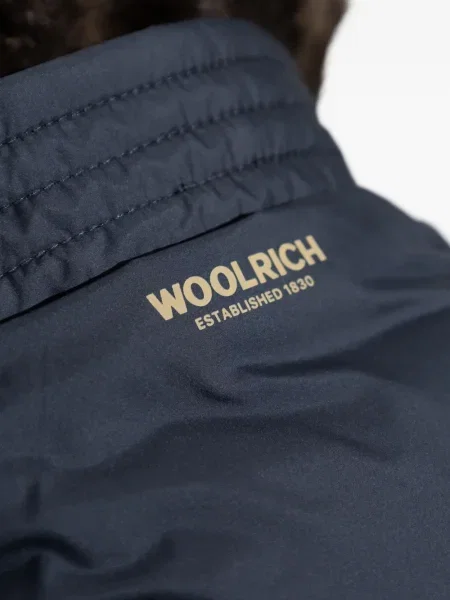 Geacă cu puf Woolrich cu glugă albastru