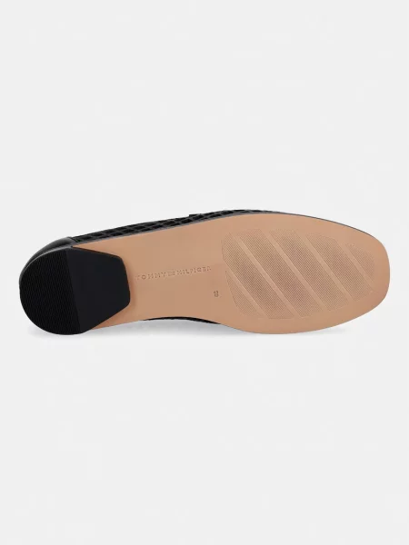 Tommy Hilfiger мокасини дамски от кожа TH COIN LTH LOAFER LASER CUT черно