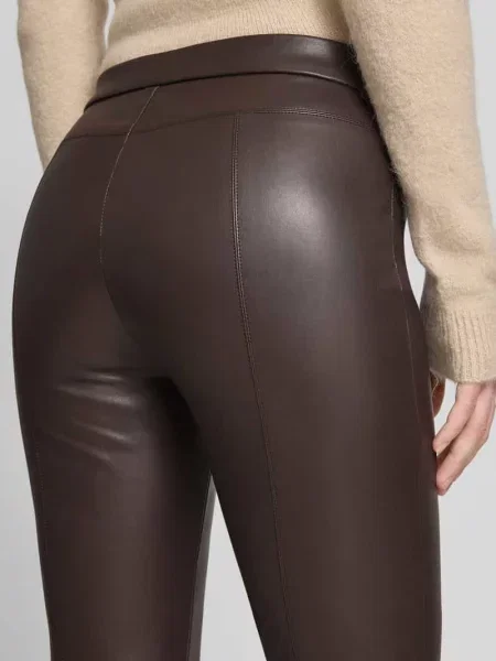 Spodnie o kroju skinny fit z imitacji skóry model ‘RESA’ Raffaello Rossi
