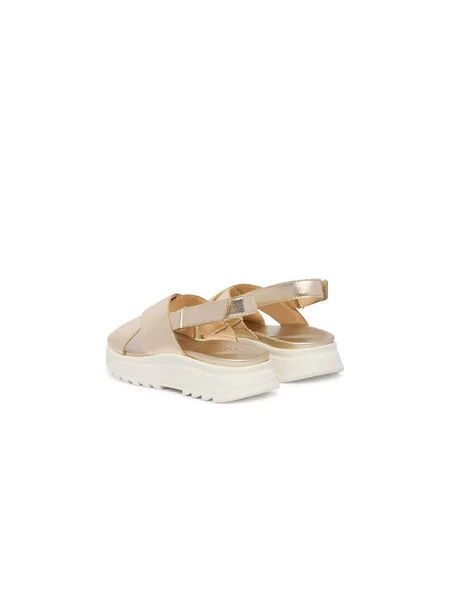 Sandály Clarks DashLite Wish zlatá