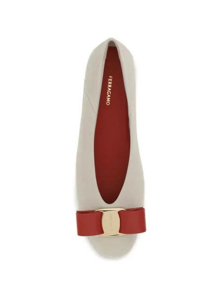 Kožené baleríny Ferragamo s mašlí