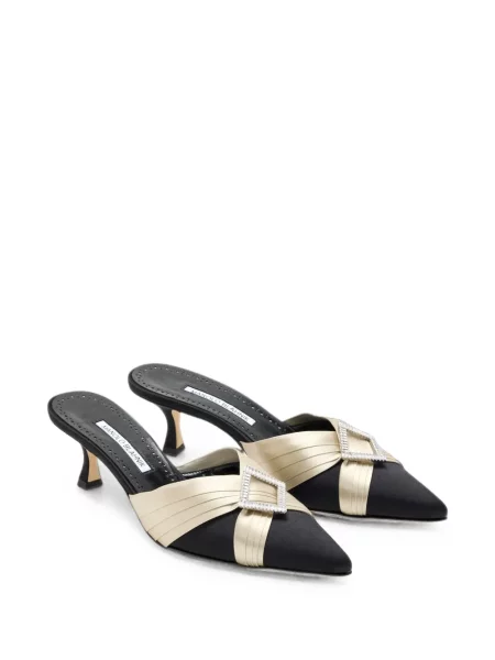 Papuci tip mules Manolo Blahnik cu cataramă negru
