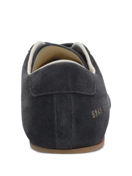 Sneakerși Common Projects din piele de căprioară gri