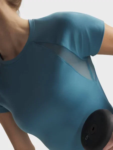 Футболка Under Armour с сеткой голубая
