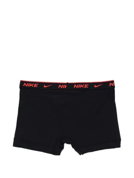 Scurt chiloți Nike cu imagine cu model floral negru