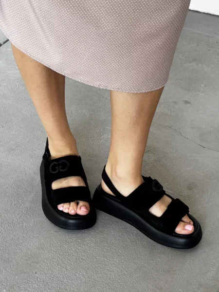 Замшеві Сандалії INNOE чорний