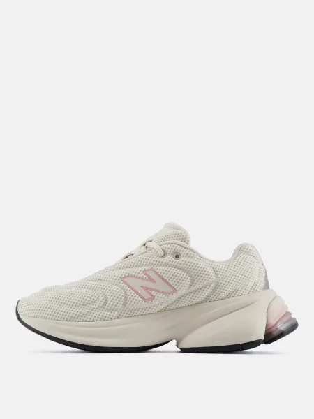 Кросівки New Balance бежеві
