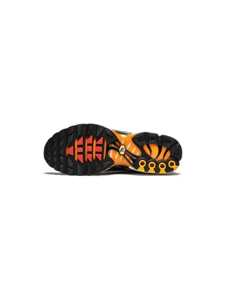 Pantofi Nike portocaliu