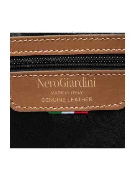 Velurová kabelka Nerogiardini hnedá
