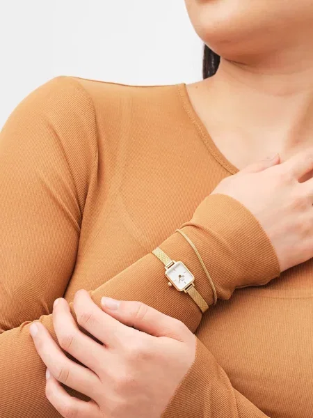 Náramek Daniel Wellington zlatý