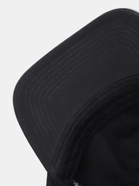 Hímzett baseball sapka Calvin Klein fekete