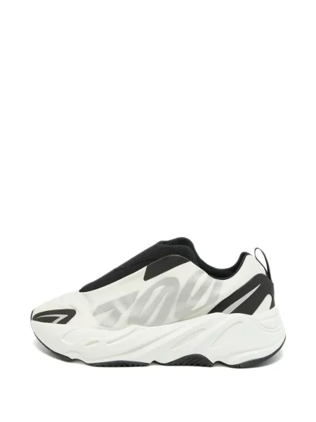 Chiloți Adidas Yeezy slip-on alb