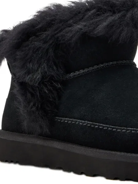 Класически боти Ugg черно