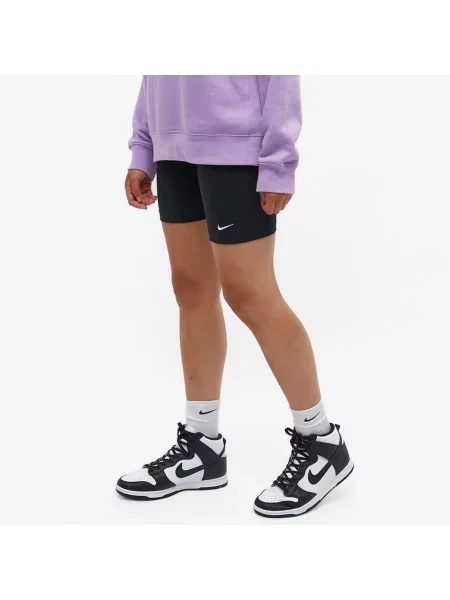 Szorty Nike białe