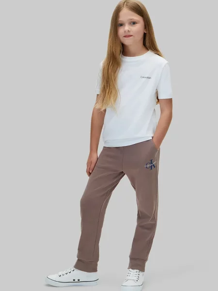 Calvin Klein Jeans спортен панталон за деца от кафяво