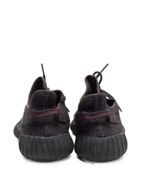 Плетени маратонки Adidas Yeezy черно