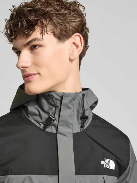 Kurtka w kroju regular fit z nadrukiem z logo Model Antora' The North Face szara