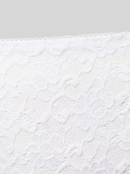 Stringi z półprzezroczystego materiału model ‘AMOURETTE’ Triumph białe