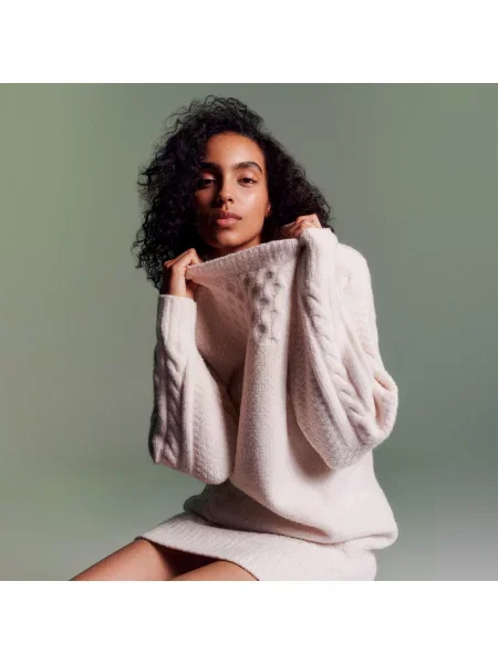 Lacoste Wełniana Sukienka Swetrowa Z Efektem Patchworku beżowa