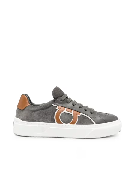 Sneakerși Ferragamo din piele de căprioară gri