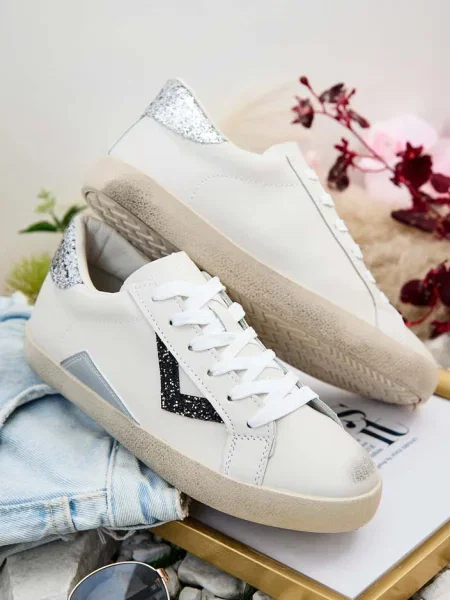 Sneakerși Resti alb