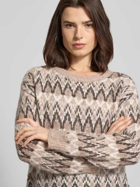 Sweter z dzianiny z okrągłym dekoltem model ‘MARGI’ Vila