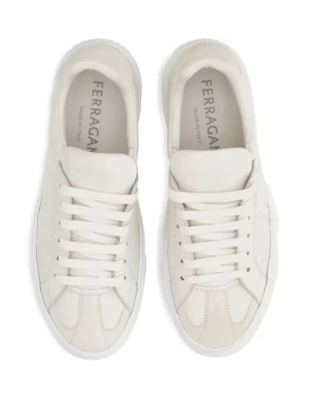 Sneakerși Ferragamo din piele de căprioară alb