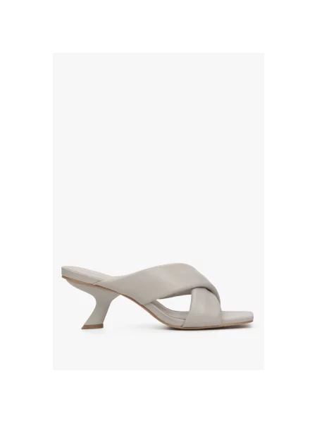 Кожаные мюли Estro серые