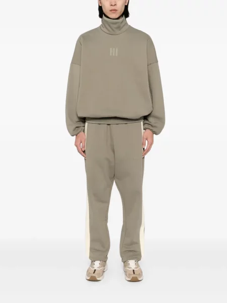 Haftowana bluza Adidas z dekoltem w serek czarna