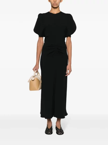 Krepo kostiumas midi suknelė Victoria Beckham iki kelių juoda