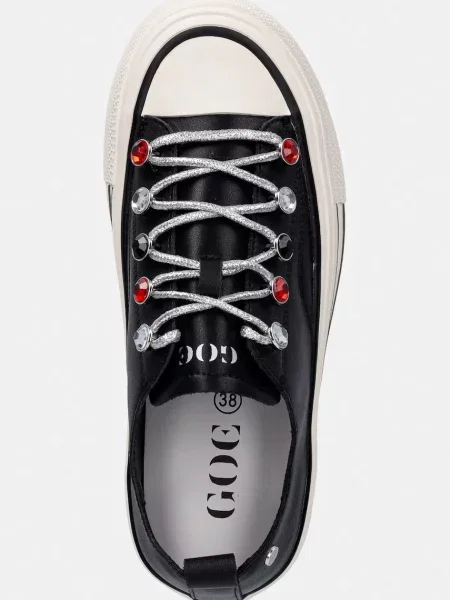 Кожаные кеды Goe