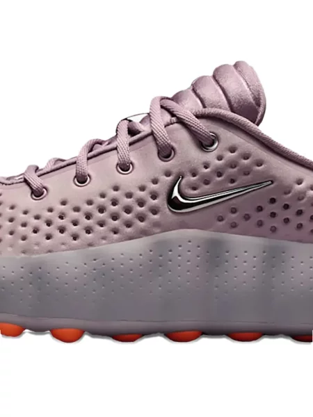 Маратонки Nike Air Force 1 с връзки с дантела със сърца черно