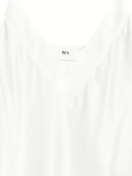 Satynowy top Solotre z dekoltem w serek