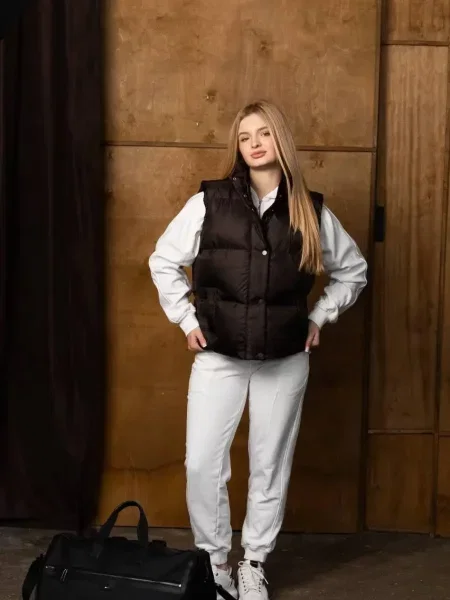 Утеплений жилет Tian коричневий