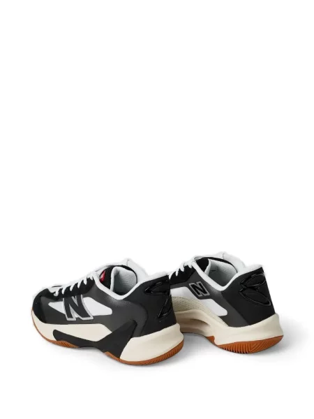 Džemper New Balance crna