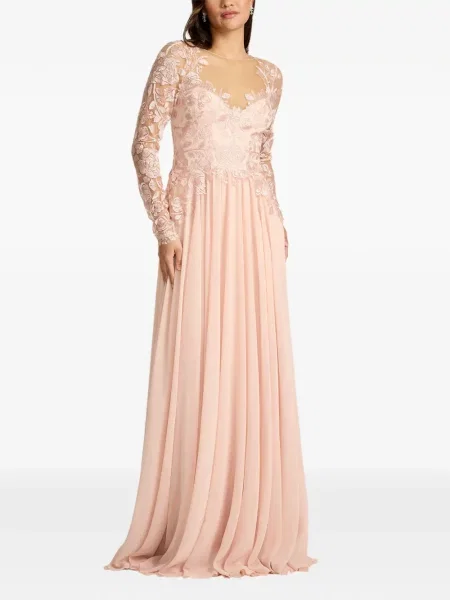 Rochie maxi Tadashi Shoji cu model floral lungă de costum roz
