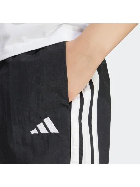 Pruhované šortky Adidas čierna