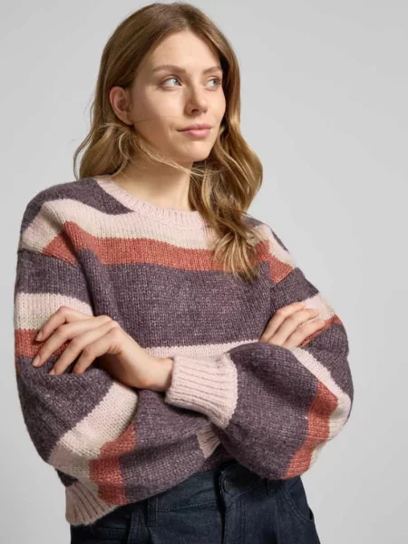 Sweter z dzianiny z bufiastymi rękawami Qs fioletowy