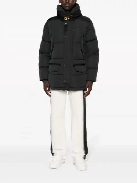 Pūkinė striukė Parajumpers juoda