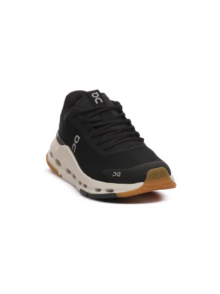 Pantofi On negru