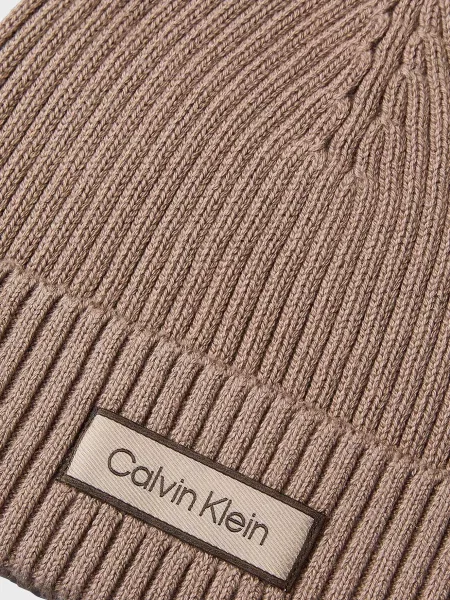 Шапка Calvin Klein чанкі бежева