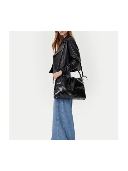 Táska Guess Amys fekete
