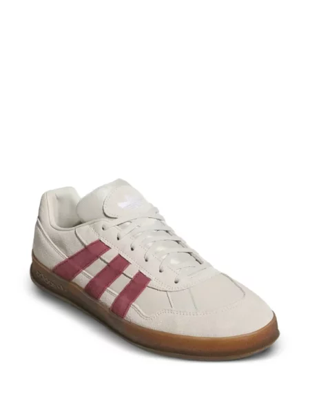 Levágott virágos póló Adidas nyomtatás fekete