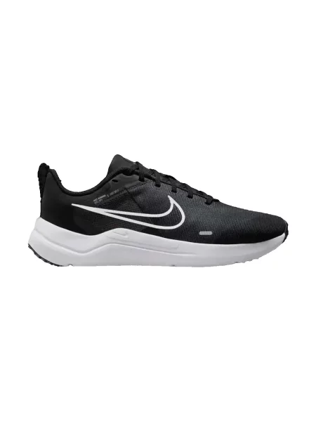 Félcipő Nike fekete