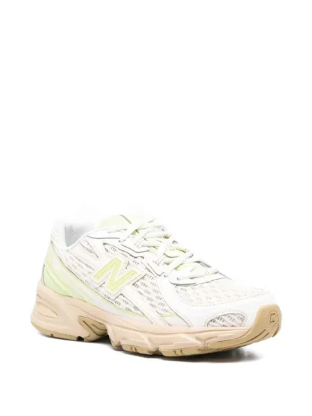 Sneakerși New Balance cu autograf galben