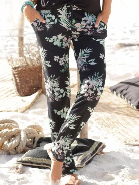 LASCANA Pantaloni verde iarbă negru