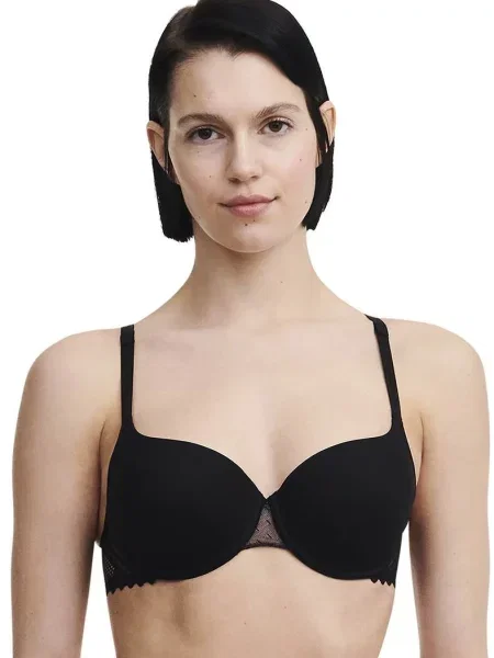Бюстгальтер с плотной чашкой чорний