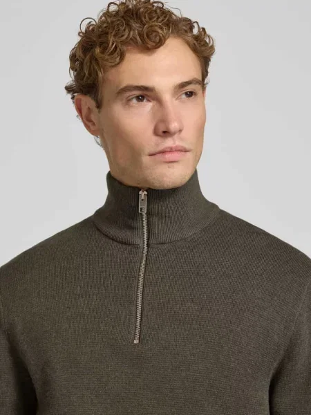 Sweter o kroju slim fit z czystej bawełny model MILANO' Jack & Jones Premium