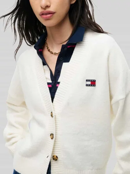Kardigan rozpinany o kroju relaxed fit z dodatkiem wełny z alpaki i dodatek wełny Tommy Jeans biały