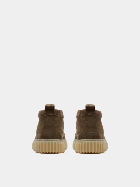 Ботинки Clarks из нубука хаки